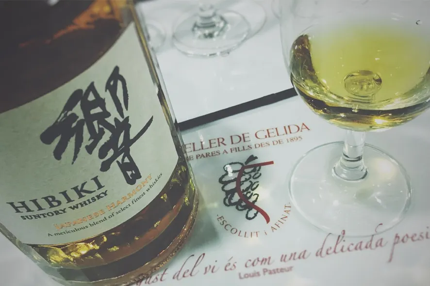 Botella de Hibiki Japanese Harmony